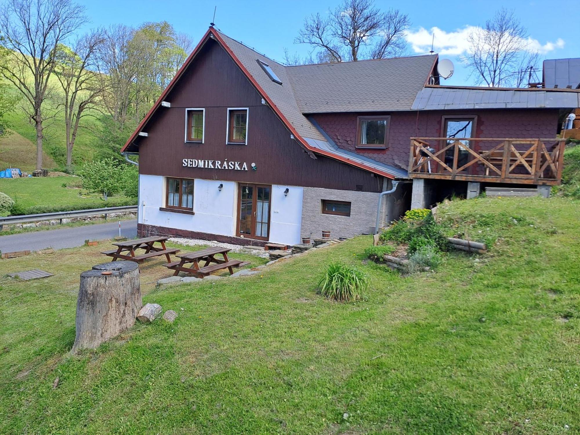 Sedmikraska Villa Horní Maršov Екстериор снимка